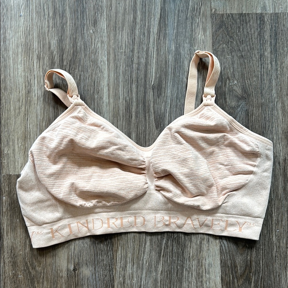 Kindred Bravely Cream Pumping & Nursing Bra with Adjustable Straps